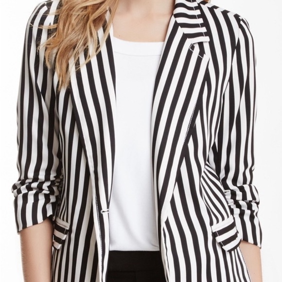 Karen Kane Black and White Striped Blazer Size Medium - Picture 1 of 8